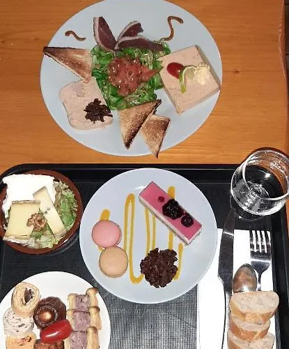 Le Cormier 9 Hotel 2*